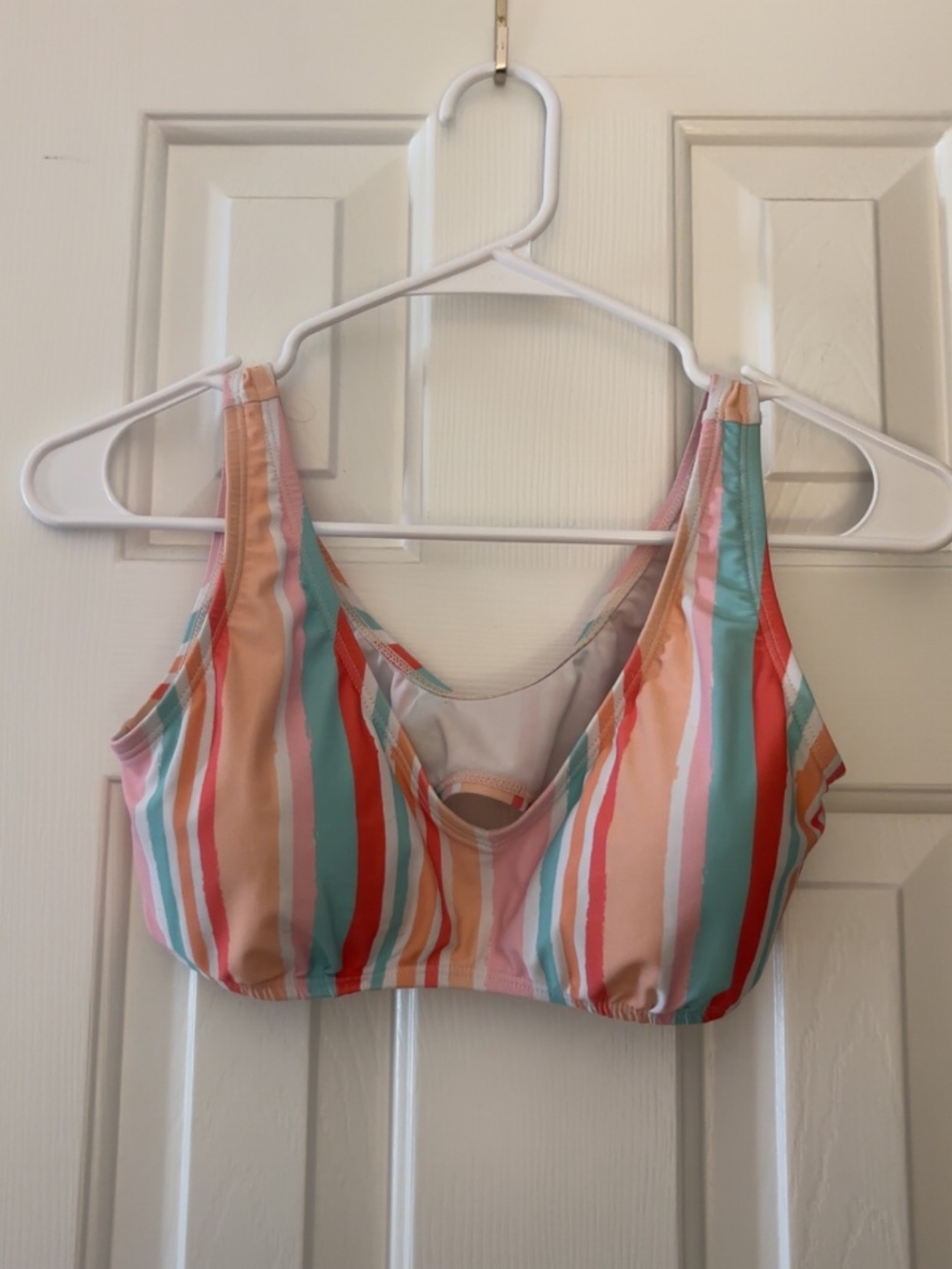 Bikinis - Picture 9 of 16
